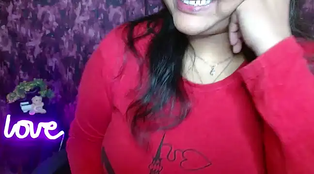 Snapshot of Naughty_Ayesha1 chatting on 01/17/25, 06:15 Naughty Ayesha1 online show from 01/17/25, 06:15