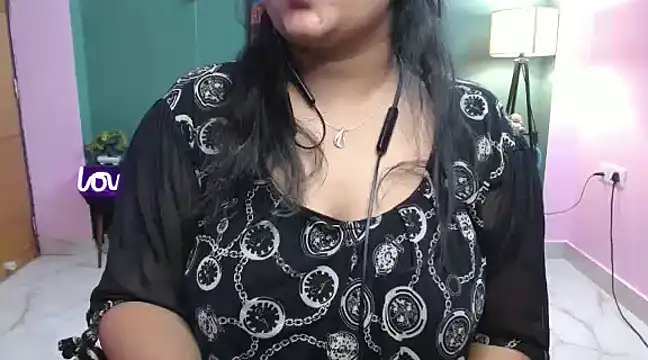 Snapshot of Naughty_Ayesha1 chatting on 03/10/25, 10:37 Naughty Ayesha1 online show from 03/10/25, 10:37