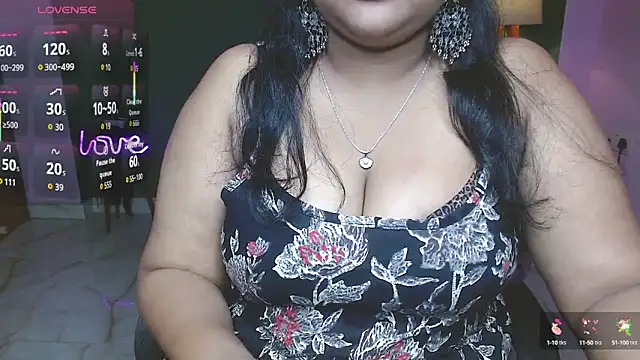 Snapshot of Naughty_Ayesha1 chatting on 10/12/25, 06:34 Naughty Ayesha1 online show from 10/12/25, 06:34