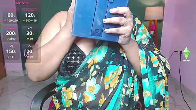 Snapshot of Naughty_Ayesha1 chatting on 11/05/25, 12:21 Naughty Ayesha1 online show from 11/05/25, 12:21