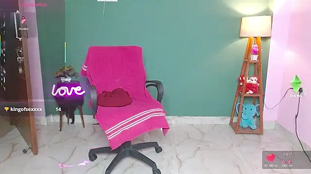 Snapshot of Naughty_Ayesha1 chatting on 11/19/25, 12:21 Naughty Ayesha1 online show from 11/19/25, 12:21