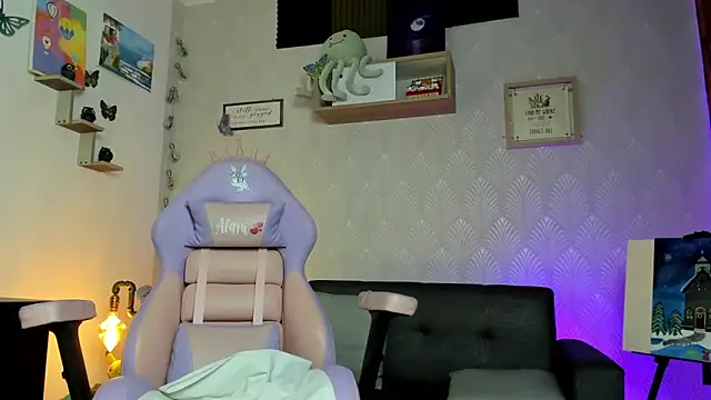 Alaia Love77 online show from 01/16/26, 10:03