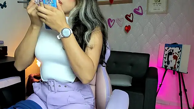 Alaia Love77 online show from 02/28/26, 10:11