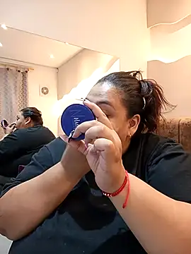 Snapshot of Alisson_am chatting on 03/30/26, 11:33 Alisson am online show from 03/30/26, 11:33