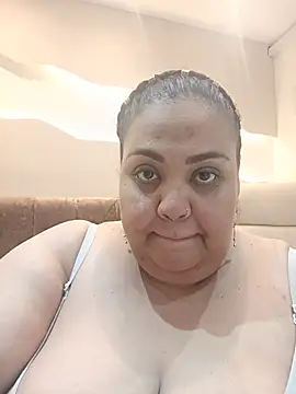 Snapshot of Alisson_am chatting on 05/16/26, 07:12 Alisson am online show from 05/16/26, 07:12