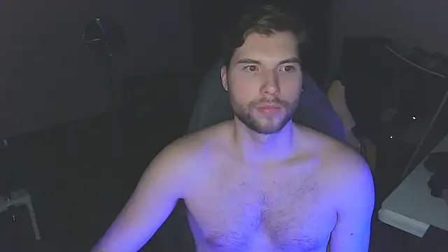 Snapshot of Ironman220 chatting on 03/08/25, 09:08 Ironman220 online show from 03/08/25, 09:08