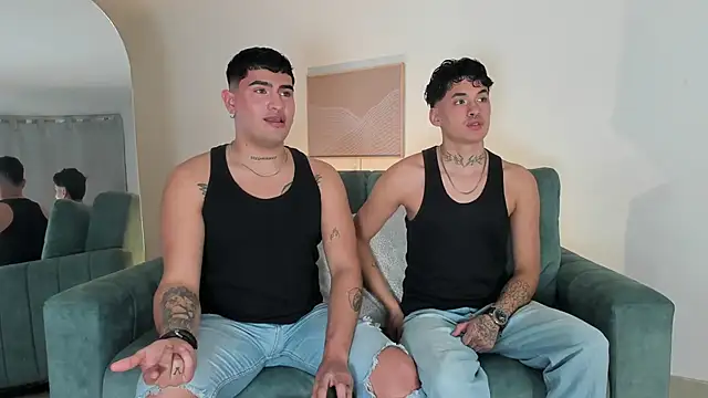 MatheoVelez online show from 02/28/25, 03:04