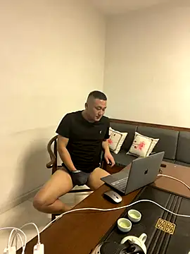 ShaoZian 1 online show from 10/24/25, 03:52