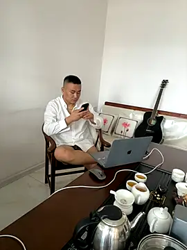 ShaoZian 1 online show from 11/05/25, 05:18