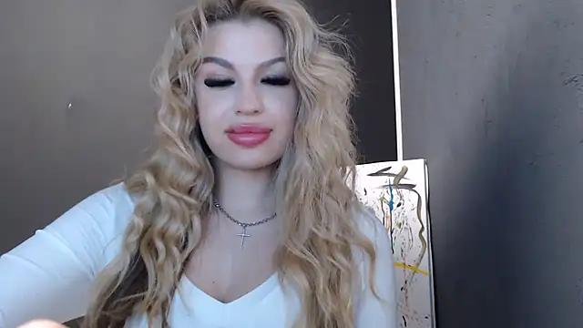 Snapshot of Your_Jessy chatting on 07/14/26, 01:39 Your Jessy online show from 07/14/26, 01:39
