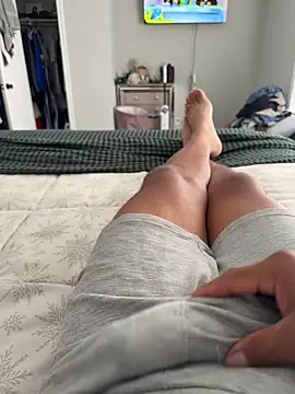 elamante03 online show from 09/19/25, 07:25