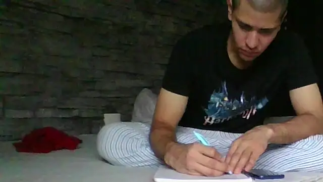 Sexylatin64 online show from 04/17/26, 12:41