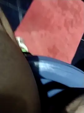 Snapshot of lm279 chatting on 03/20/25, 10:51 lm279 online show from 03/20/25, 10:51