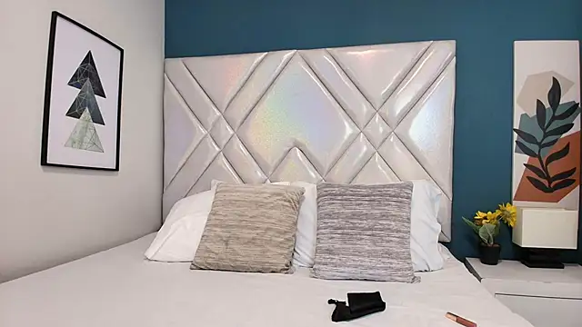 Lana-Gross online show from 02/27/25, 01:49