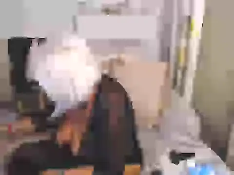 Snapshot of CocoTim69 chatting on 12/14/24, 04:52 CocoTim69 online show from 12/14/24, 04:52