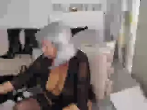 Snapshot of CocoTim69 chatting on 01/08/25, 09:34 CocoTim69 online show from 01/08/25, 09:34