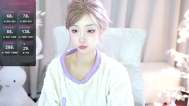 UUKiss  online show from 02/22/25, 02:08