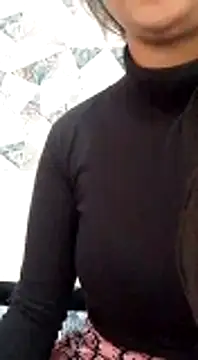 Snapshot of Mahi_Baby25 chatting on 12/15/24, 03:34 Mahi Baby25 online show from 12/15/24, 03:34