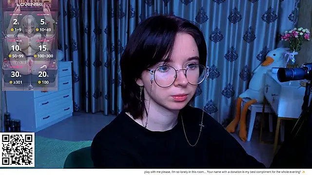 Snapshot of Nora_Failure chatting on 02/19/26, 02:02 Nora Failure online show from 02/19/26, 02:02