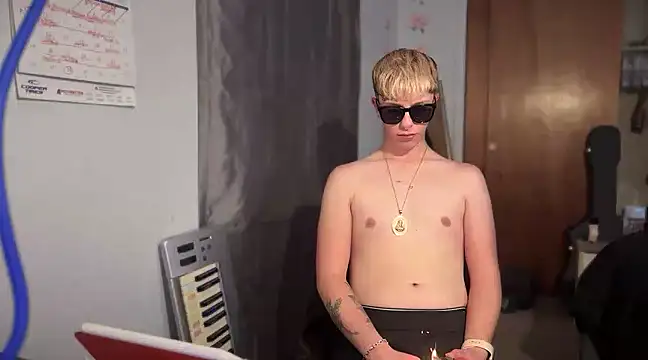 Snapshot of twentywithafelonyy chatting on 01/11/25, 09:26 twentywithafelonyy online show from 01/11/25, 09:26