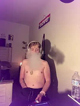 Snapshot of twentywithafelonyy chatting on 01/21/25, 08:52 twentywithafelonyy online show from 01/21/25, 08:52