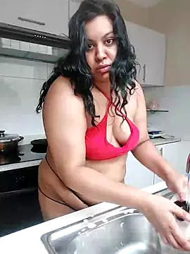 Snapshot of GoddessLorenaTheeSiren chatting on 02/03/25, 05:07 GoddessLorenaTheeSiren online show from 02/03/25, 05:07