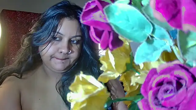 Snapshot of GoddessLorenaTheeSiren chatting on 11/05/25, 10:48 GoddessLorenaTheeSiren online show from 11/05/25, 10:48