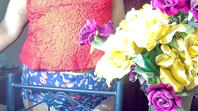 Snapshot of GoddessLorenaTheeSiren chatting on 11/07/25, 01:00 GoddessLorenaTheeSiren online show from 11/07/25, 01:00