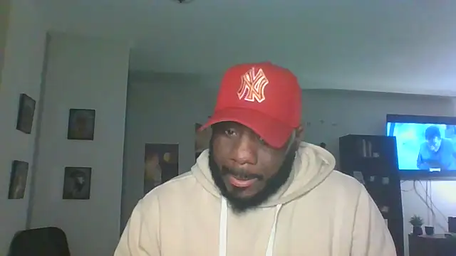 Stayinalive1992 online show from 12/16/25, 03:55