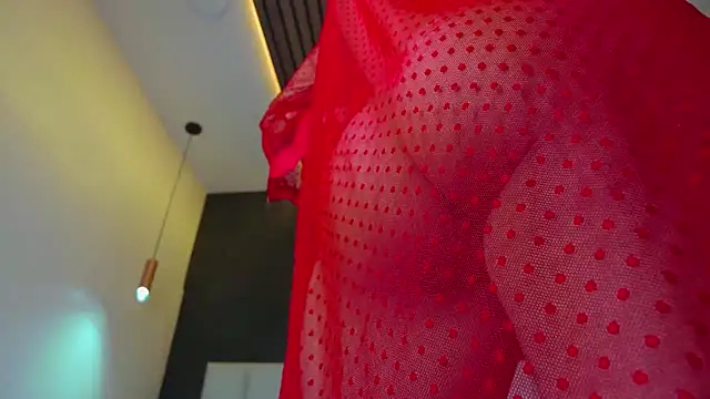 Snapshot of ParisFox_ chatting on 02/12/25, 10:37 ParisFox online show from 02/12/25, 10:37