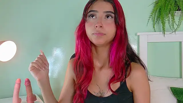 Snapshot of ParisFox_ chatting on 09/16/25, 11:55 ParisFox online show from 09/16/25, 11:55