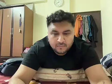 Snapshot of gauravgay93 chatting on 01/23/25, 03:11 gauravgay93 online show from 01/23/25, 03:11