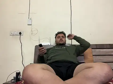 Snapshot of gauravgay93 chatting on 01/24/25, 06:04 gauravgay93 online show from 01/24/25, 06:04