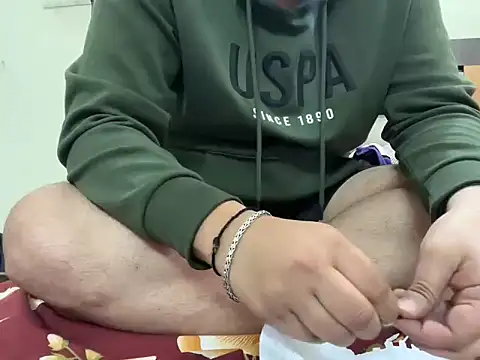 Snapshot of gauravgay93 chatting on 01/26/25, 09:19 gauravgay93 online show from 01/26/25, 09:19