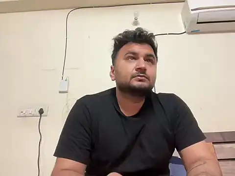 Snapshot of gauravgay93 chatting on 02/17/25, 05:53 gauravgay93 online show from 02/17/25, 05:53