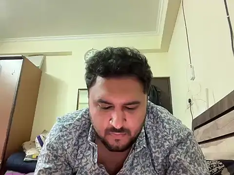 Snapshot of gauravgay93 chatting on 02/18/25, 03:10 gauravgay93 online show from 02/18/25, 03:10