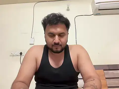 Snapshot of gauravgay93 chatting on 02/26/25, 03:52 gauravgay93 online show from 02/26/25, 03:52