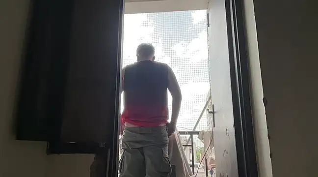 Snapshot of gauravgay93 chatting on 03/16/25, 09:27 gauravgay93 online show from 03/16/25, 09:27