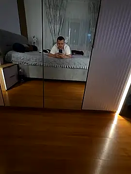 KarlosCarutox online show from 11/19/25, 05:46