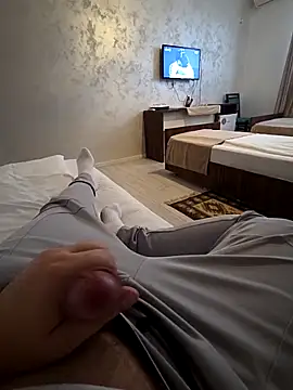 KarlosCarutox online show from 11/28/25, 01:03