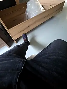 KarlosCarutox online show from 12/04/25, 09:18