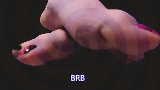 Snapshot of AphexQueen chatting on 05/11/26, 02:45 AphexQueen online show from 05/11/26, 02:45