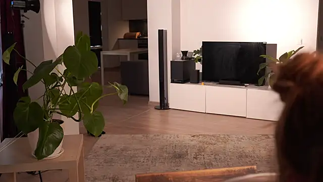 EsmaCrumbley online show from 03/30/26, 04:35