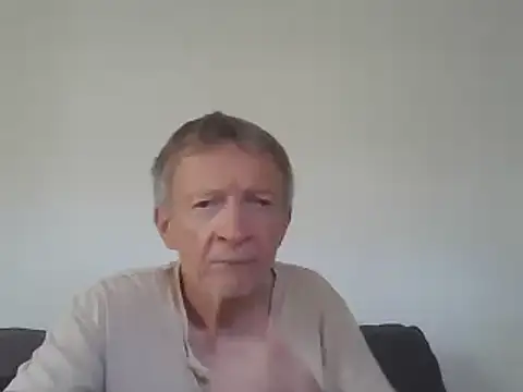 Snapshot of naturiste974 chatting on 03/13/25, 08:04 naturiste974 online show from 03/13/25, 08:04