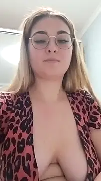 pussyCat t online show from 12/04/25, 04:05