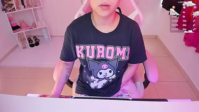 misshoneyxxx online show from 02/19/25, 08:10