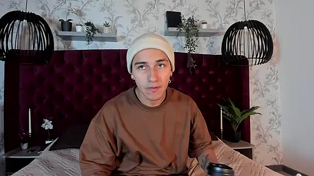 Andy Joy  online show from 11/18/25, 11:14