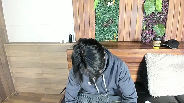 Andy Joy  online show from 04/15/26, 11:50