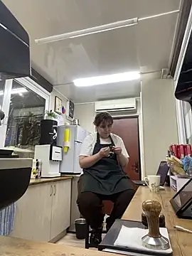 Snapshot of cinnabon_ chatting on 03/01/25, 05:27 cinnabon online show from 03/01/25, 05:27