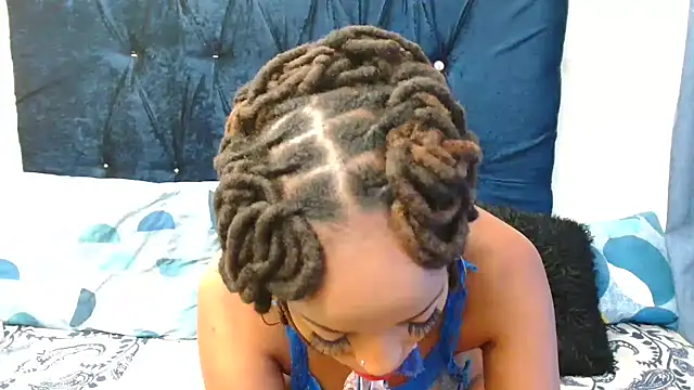 Snapshot of xTALLSEXYBUMx chatting on 02/27/25, 01:38 xTALLSEXYBUMx online show from 02/27/25, 01:38